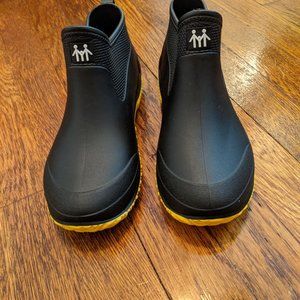 Rain boots/clogs